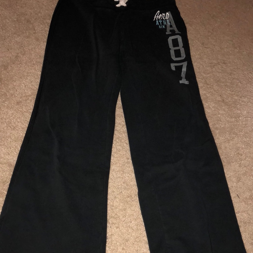 Black Aeropostale sweatpants